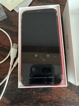 iPhone 11 Rosso per parti