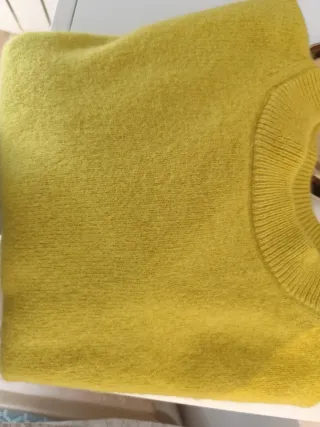 Jersey corto lana Massimo Dutti amarillo.
