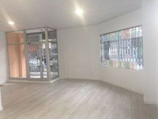 Local comercial en venta en San José en Zaragoza