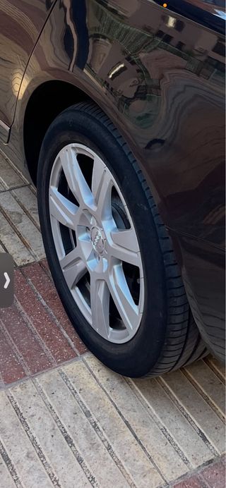 4 Llantas Audi R17 con Neumáticos