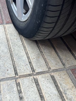 4 Llantas Audi R17 con Neumáticos