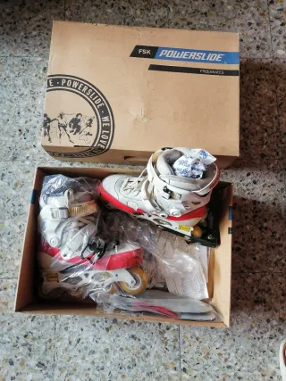 Patines Powerslide en línea blancos y rosas