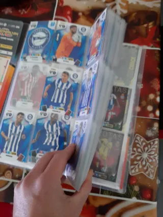 Album cromos Adrenalyn 25/26 Bastante completo