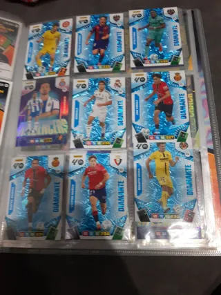 Album cromos Adrenalyn 25/26 Bastante completo