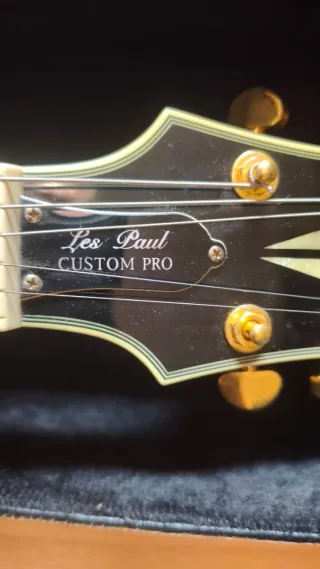 Epiphone Les Paul Custom Pro + funda GEWA