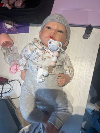 Muñeco Bebé Antonio Juan se vende fuera de la app!