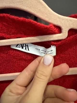 Cárdigan Zara Rojo con Flor
