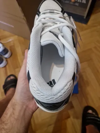 Adidas Response CL Talla 43 1/3