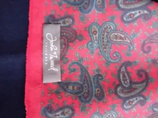 Sciarpa da uomo con disegno in cashmere