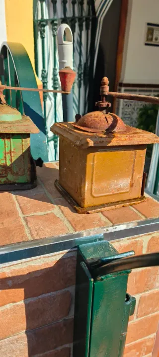 Molinillos de café antiguos