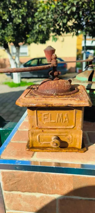 Molinillos de café antiguos