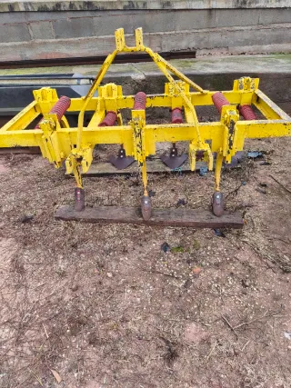 Estripadora para labrar tierra