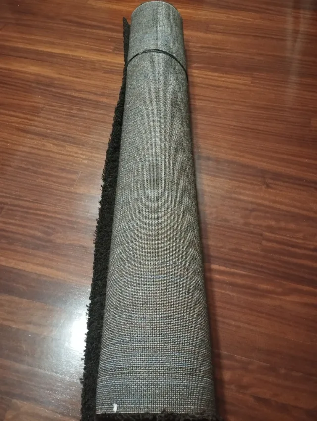 Alfombra Ikea marrón