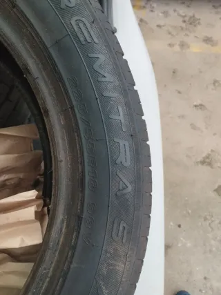 2 Neumáticos Seminuevos