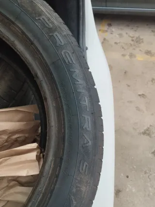 2 Neumáticos Seminuevos