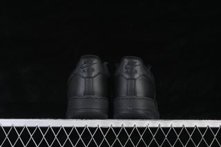Nike Air Force 1 '07 Triple Black