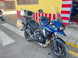 Triumph Tiger Explorer 1200 XCA Azul