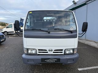 Nissan Cabstar CAJA ABIERTA 2005