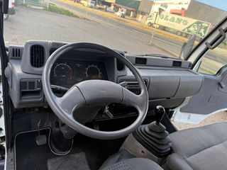 Nissan Cabstar CAJA ABIERTA 2005