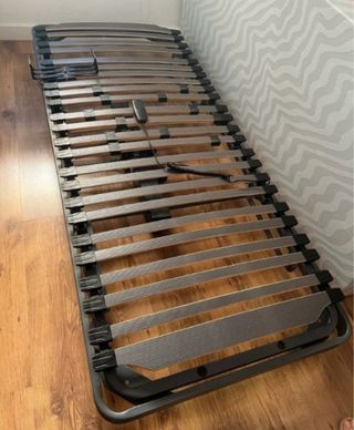 Cama articulada con mando a distancia