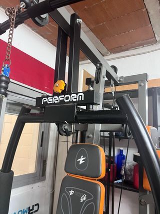 Máquina de musculación Perform