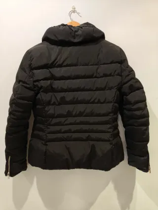 Chaqueta acolchada negra