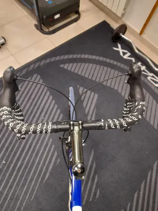 Bicicleta BH de carretera