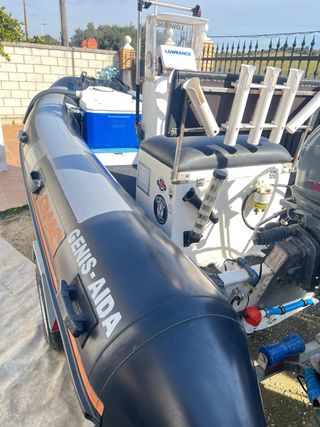 Semirrígida 4m sin fugas de aire