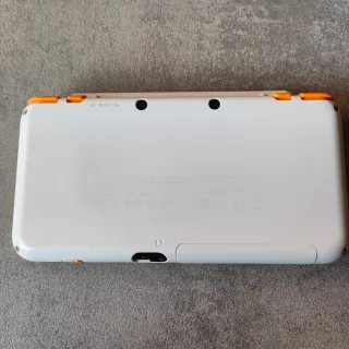 New Nintendo 2DS XL Arancione Bianco Completo