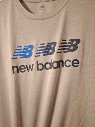 Camiseta New Balance Running Talla M Gris