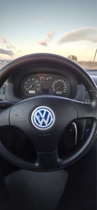 Volkswagen Bora 2002