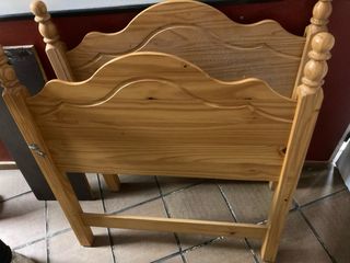 Cabecero de madera