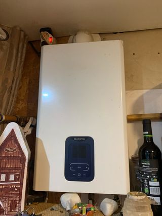 Camión vivienda con paneles solares