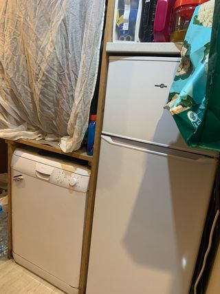 Camión vivienda con paneles solares