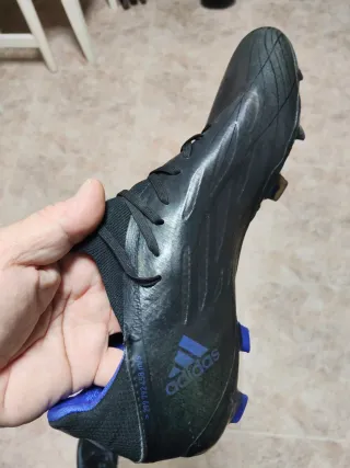 Botas de fútbol Adidas Negras