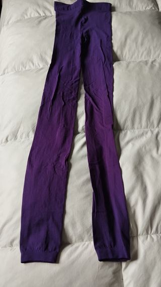 Panty sin pies morado