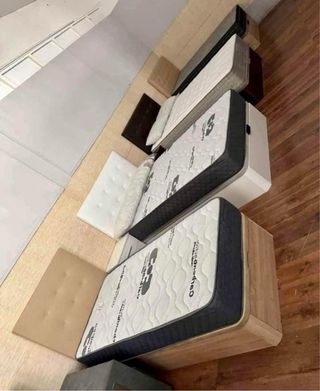 Canapé y Colchón Beige/ banco / medidas disponible