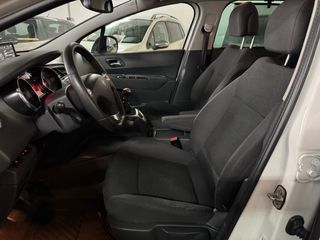 Peugeot 5008 7 plazas. 2016 100kms