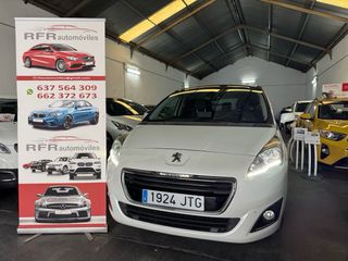 Peugeot 5008 7 plazas. 2016 100kms