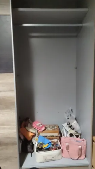 Dos armarios cada uno un precio