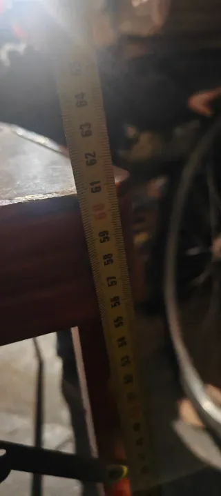 Tavolino da giardino rosso e bianco