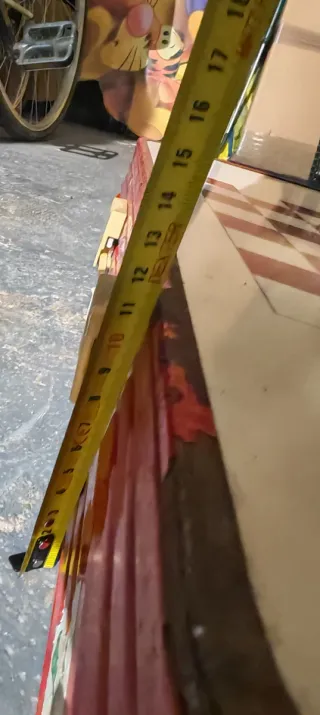 Tavolino da giardino rosso e bianco