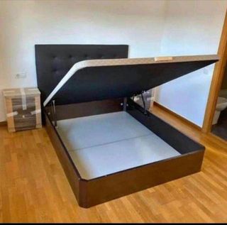 Colchones y canapés grandes