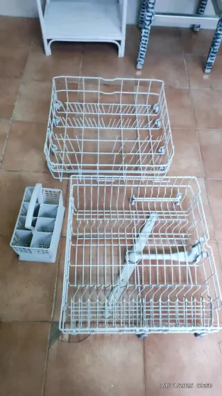 Bandejas para lavavajillas+cesta para cubiertos