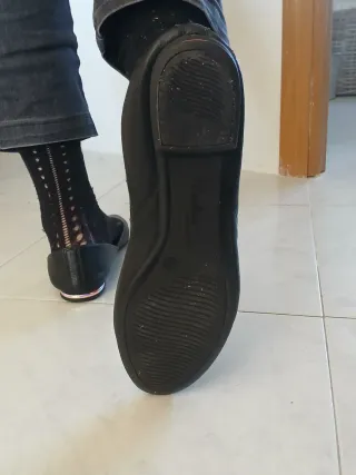 Manoletinas de piel negras talla 41