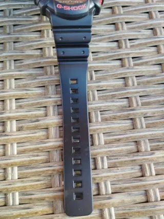 Reloj Casio G-Shock DW-8700 Fox Fire