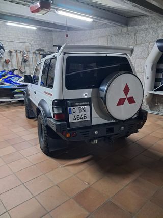 Mitsubishi Montero 1992