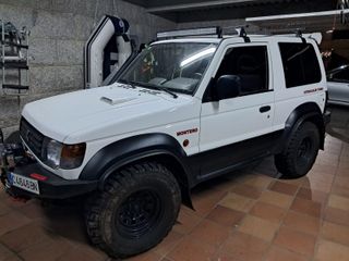 Mitsubishi Montero 1992
