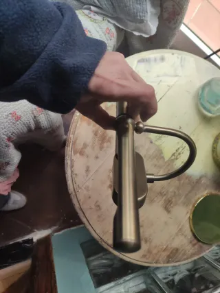 Aplique latón diseño clásico pared