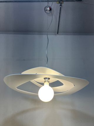 Lampadario metallo taglio laser d.65 bianco